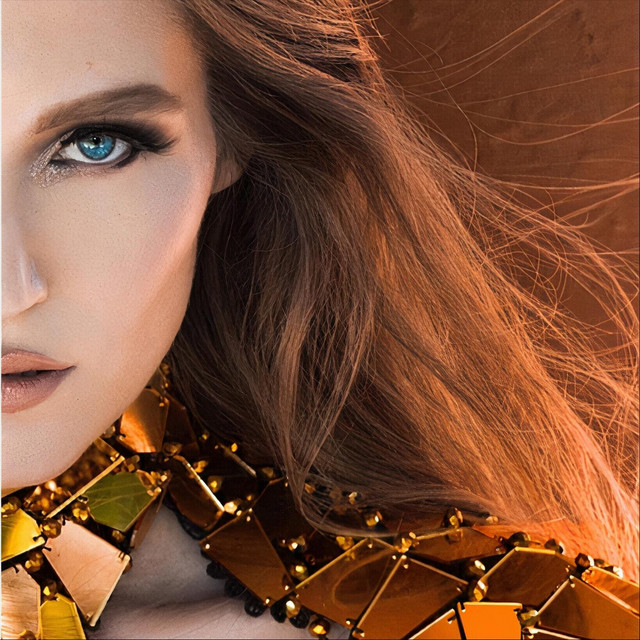 Marina Matiss: “Give Me Love”