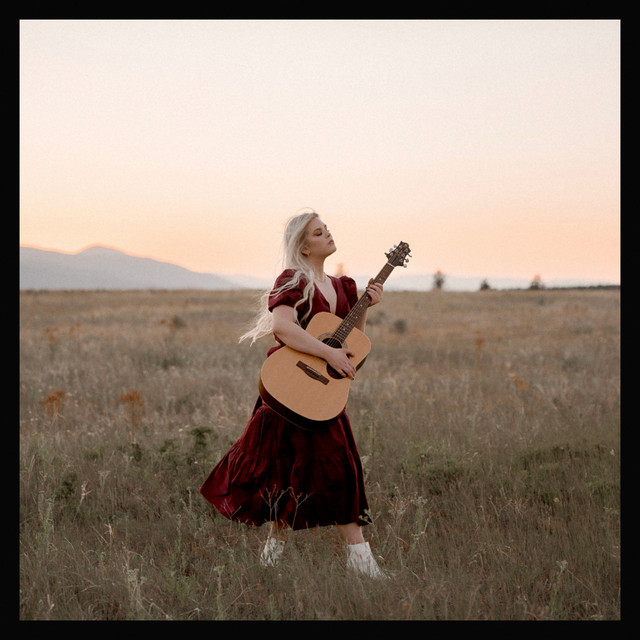 Emma Kade: “Run Away”