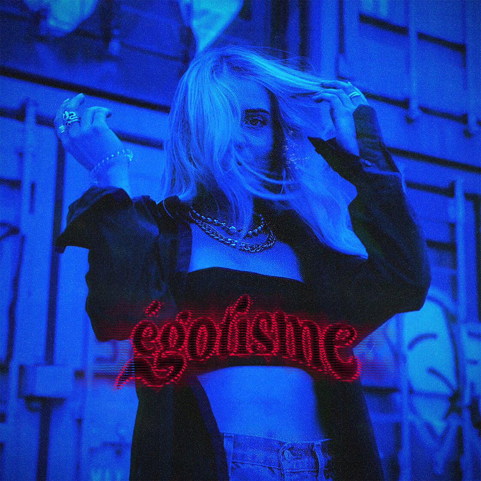 Alice Wondering:  “Égotisme”